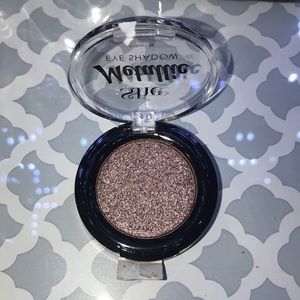 Metalic eyeshadow